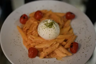 PATES BURRATA